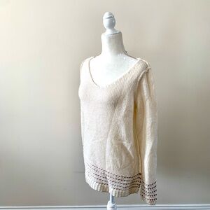 NWT - LC Lauren Conrad-  Cream V-Neck Women's Sweater - Small
